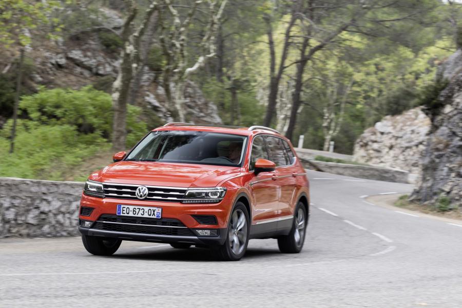  Volkswagen Tiguan Allspace 2017 года  (WW) (фото 41 из 55)